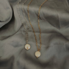 Load image into Gallery viewer, The Tayler Pearl Chain