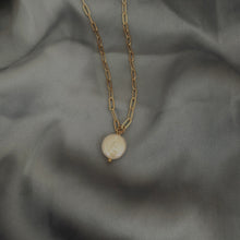 Load image into Gallery viewer, The Tayler Pearl Chain