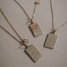 Load image into Gallery viewer, Zodiac Card Necklace