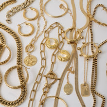 Load image into Gallery viewer, Styled MYSTERY BAGS