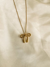 Load image into Gallery viewer, The Ariana Bow Necklace