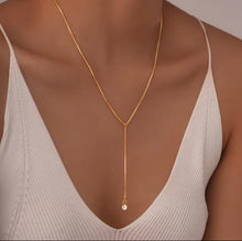 Load image into Gallery viewer, The Sella Necklace