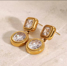 Load image into Gallery viewer, The Hugh Earring