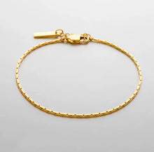 Load image into Gallery viewer, The Emm Bracelet