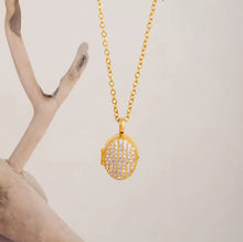 Load image into Gallery viewer, Pave Locket