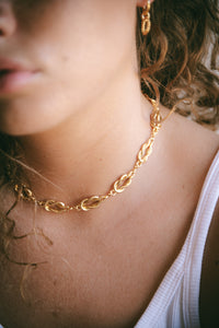 The Hana Necklace